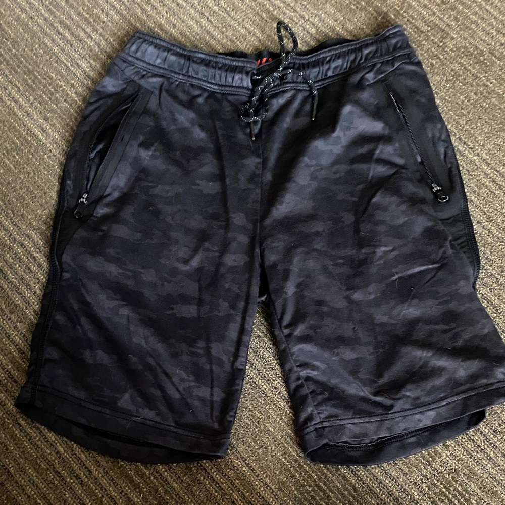 American Eagle Black Camo Athletic Shorts